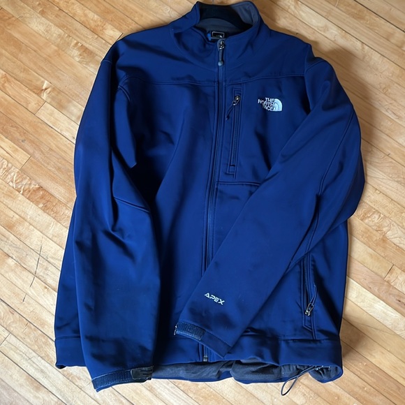 North Face “Apex” performance jacket - Picture 5 of 7